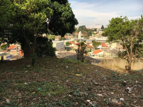 SOBRADO COM 2 CASAS A VENDA - VILA RAMI - JUNDIAI SP